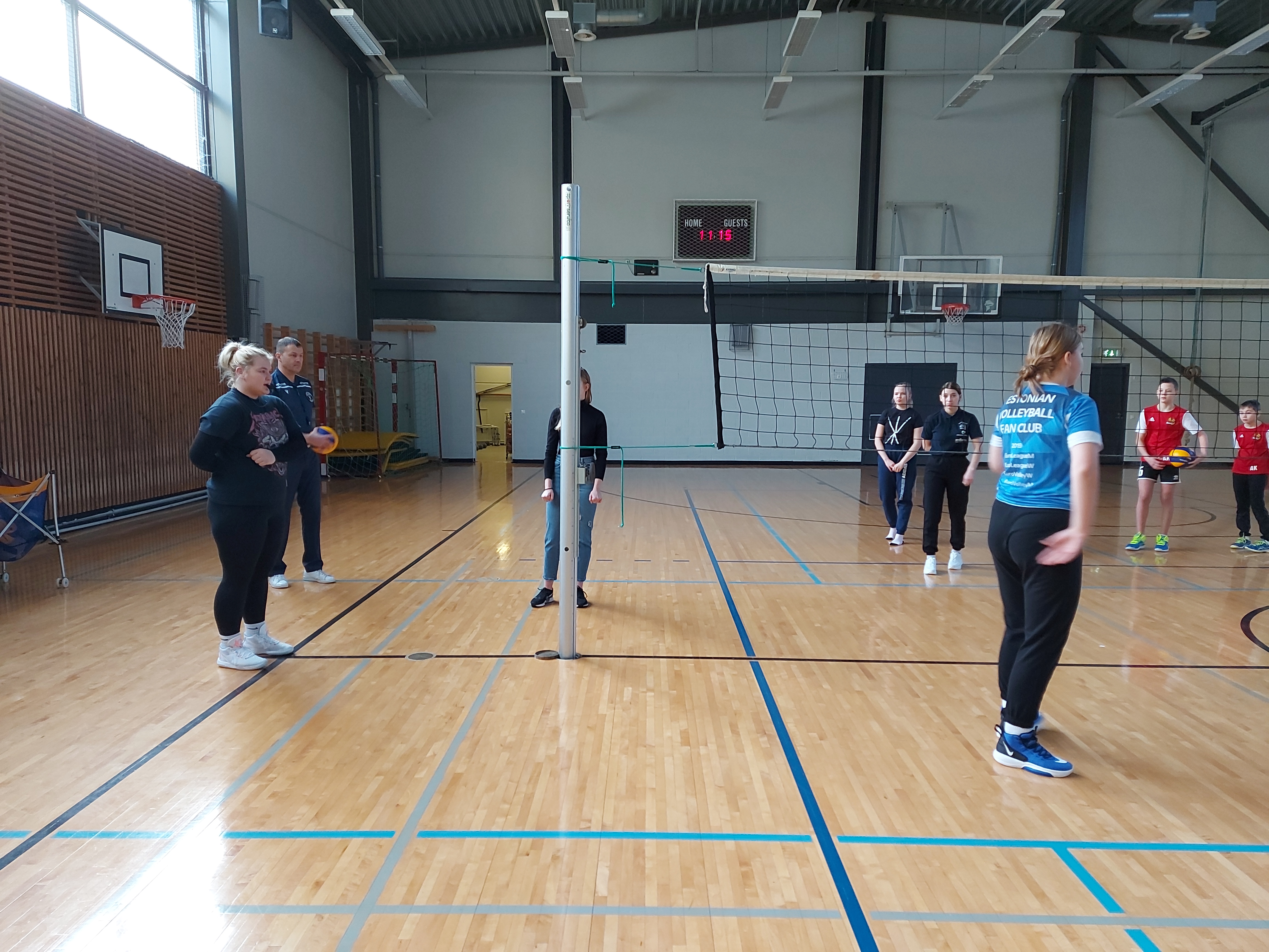Estonian Federation inspires teenagers to Volleyball referees